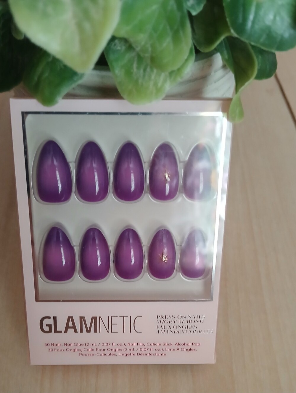 Glamnetics Press On Nails In Short Almond Color ~ Tarot ~ A Beaury